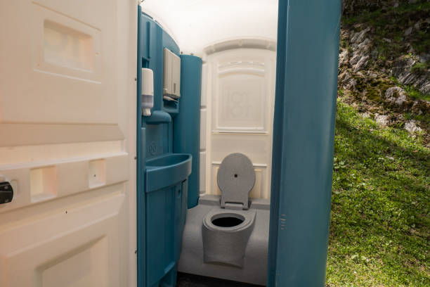 Best High-end porta potty rental  in Highland Lakes, NJ